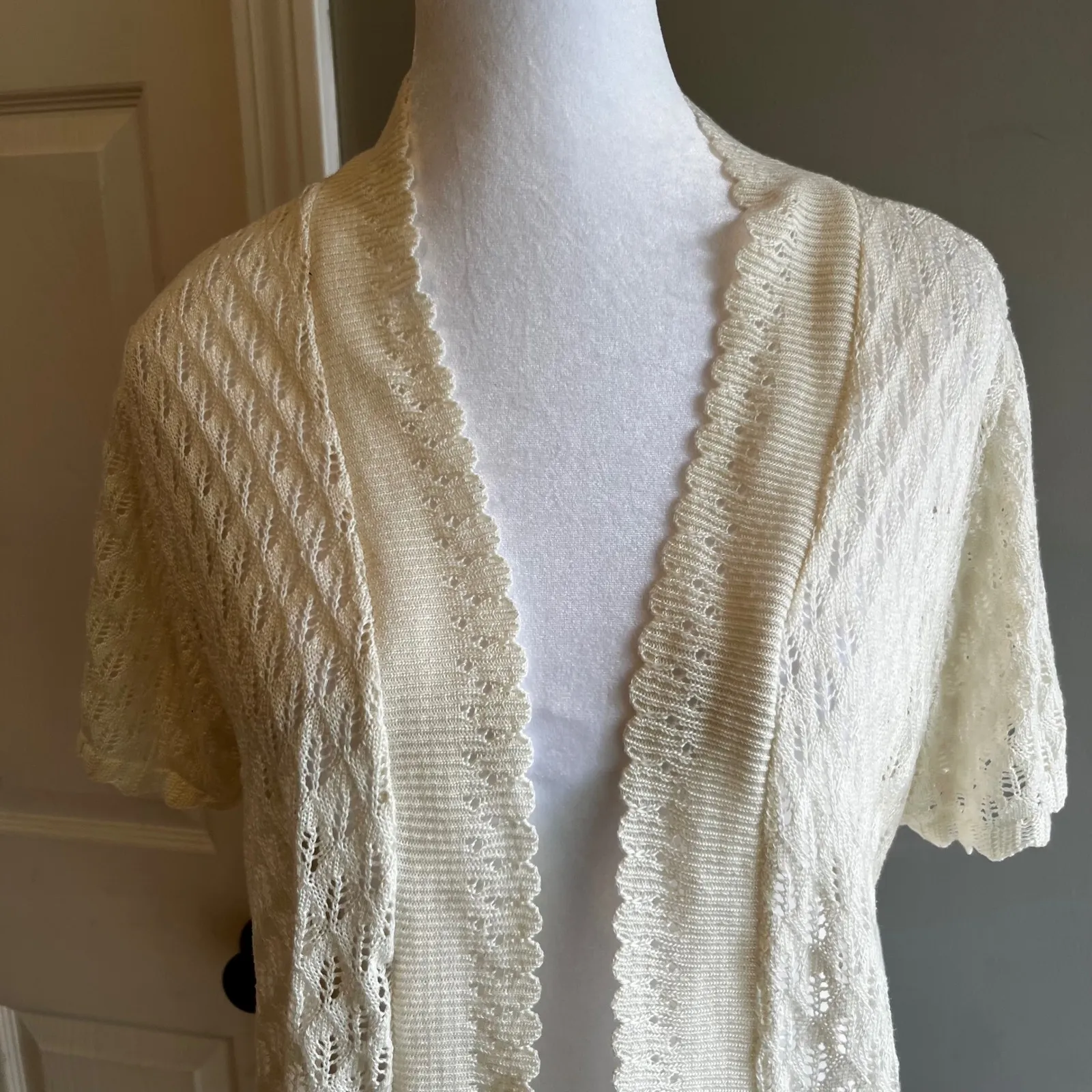 Crochet Knit Cardigan Top, Open Front, Short Sleeve, Cottagecore Style Size L - Image 3