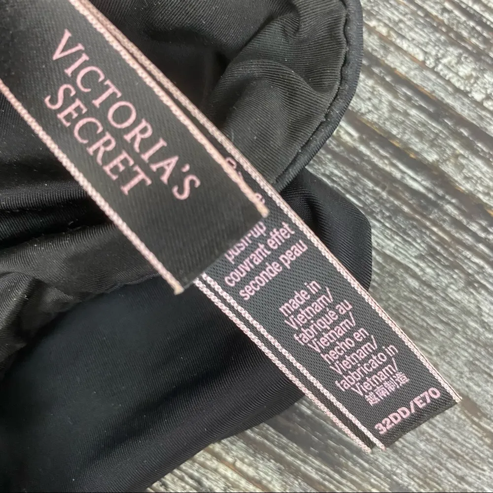 VS Black Graduated Padded Underwire Front Close Racerback Full Cover T Shirt Bra - Image 5