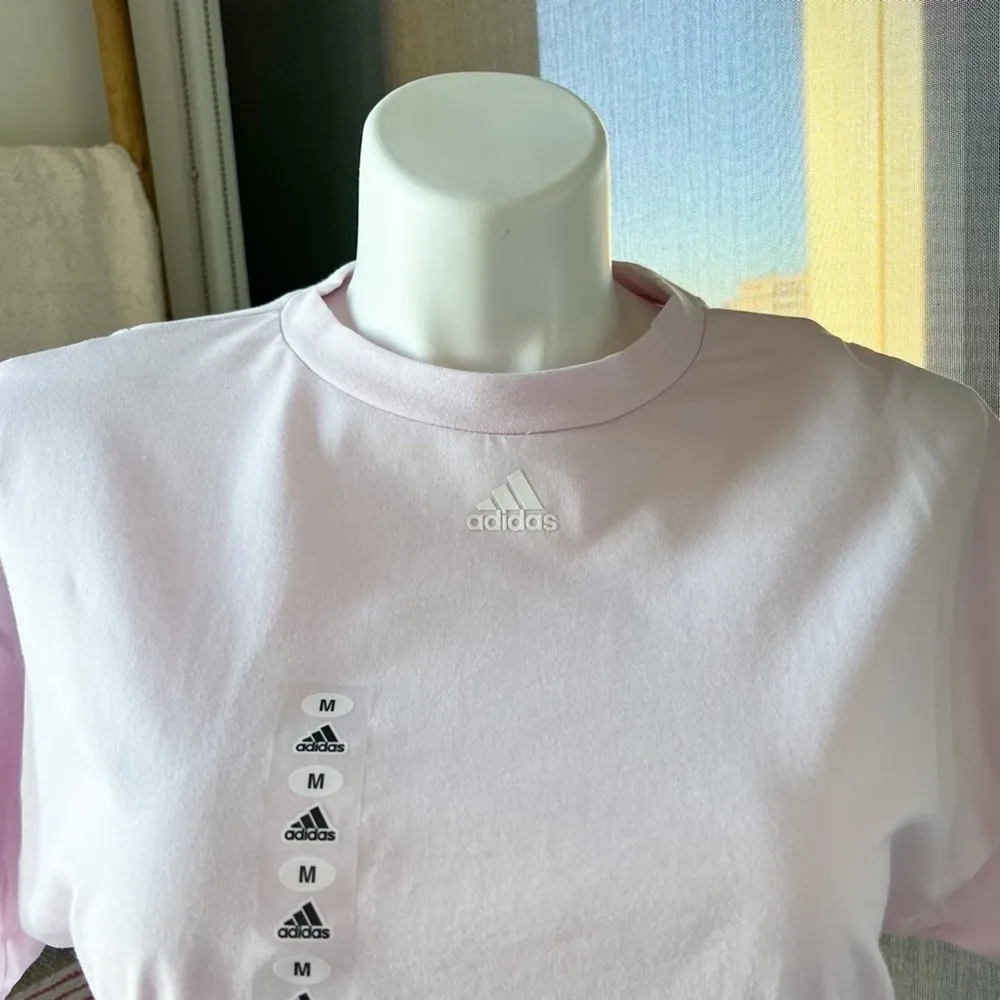 Adidas Almost Pink Loose Fit Crewneck Short Sleeve Open Back Cropped T-Shirt M - Image 2