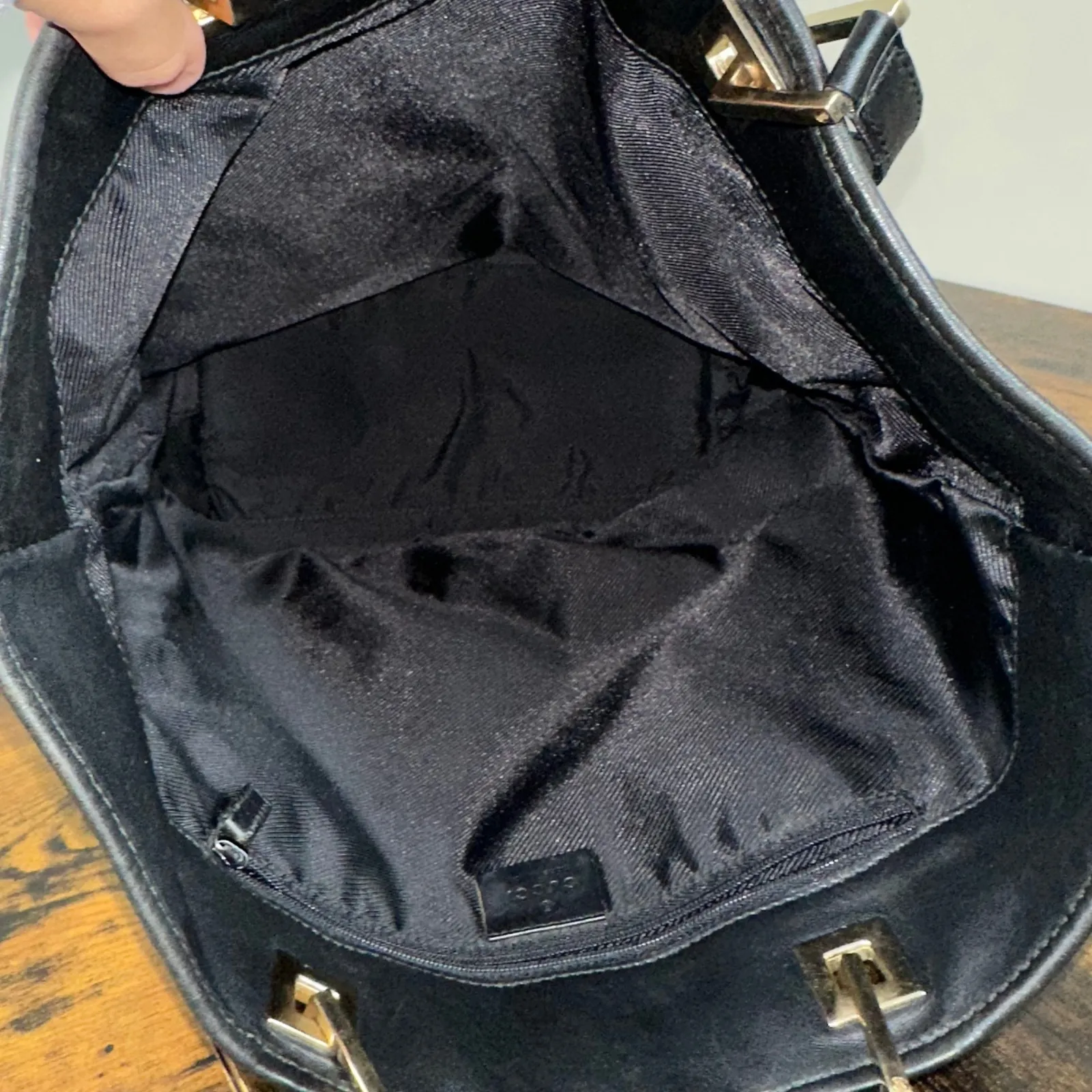 Gucci GG Canvas Tote Bag Black Authentic Designer Handbag Purse Classic - Image 3