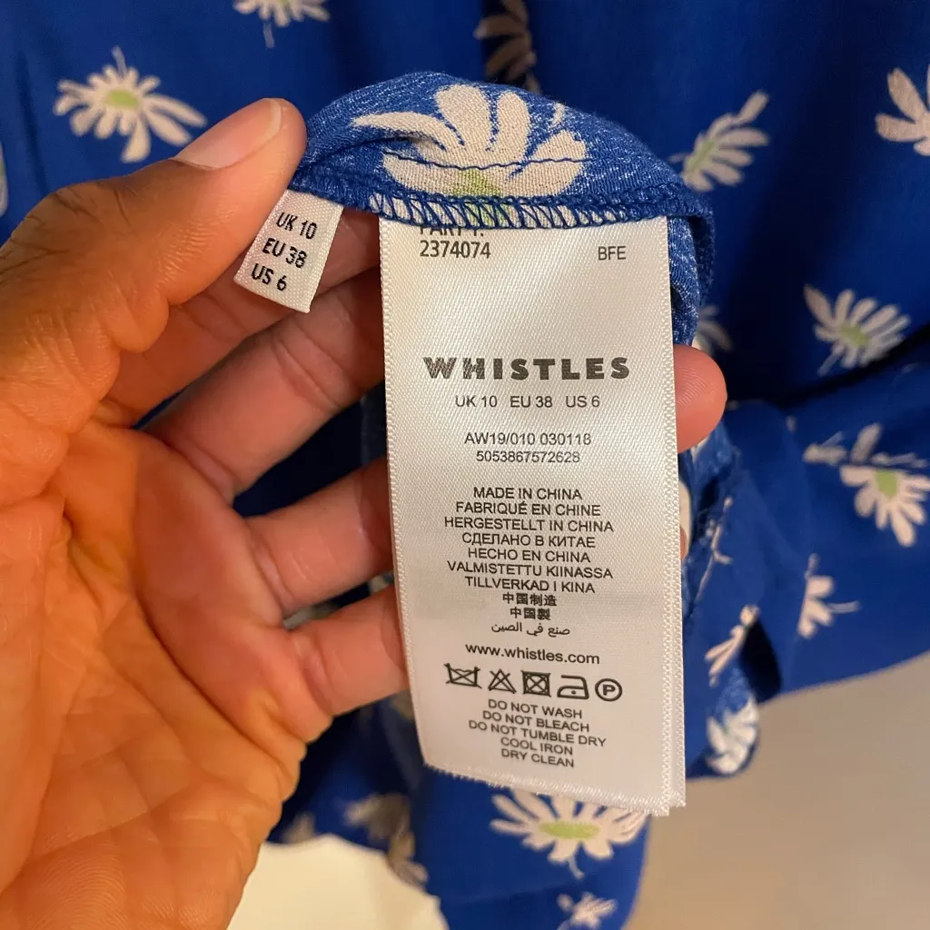 Gorgeous Whistles Blue Floral Print Daisy Blue Shell Top - Image 7