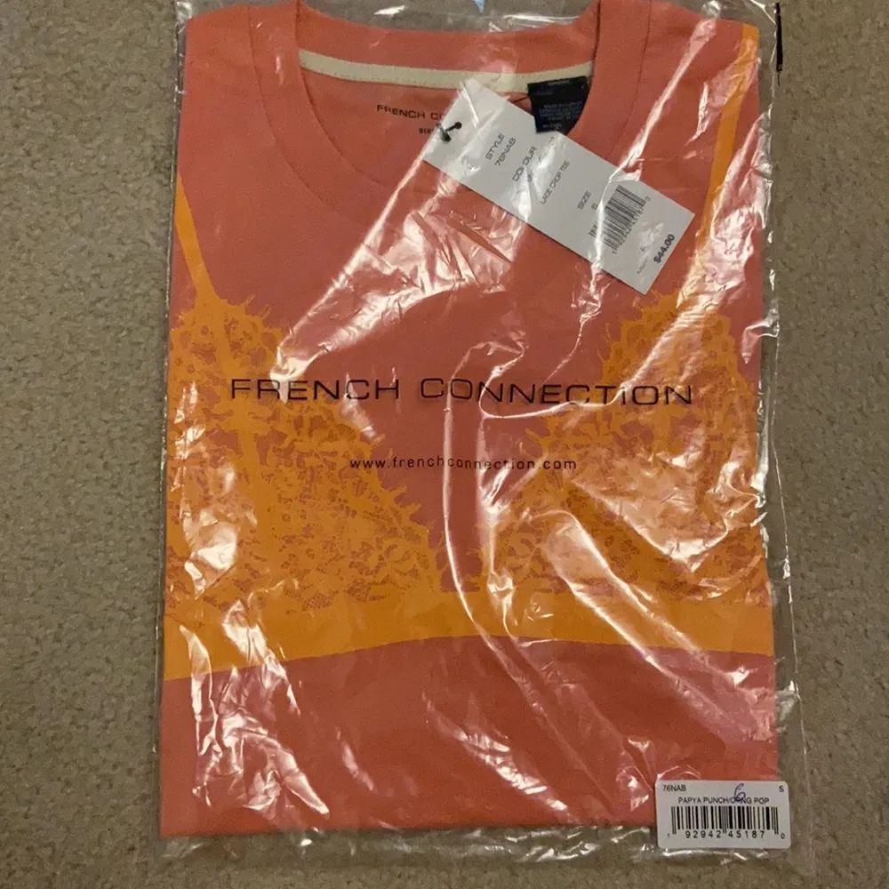 French connection Lace bralette crop tee. S - Image 3