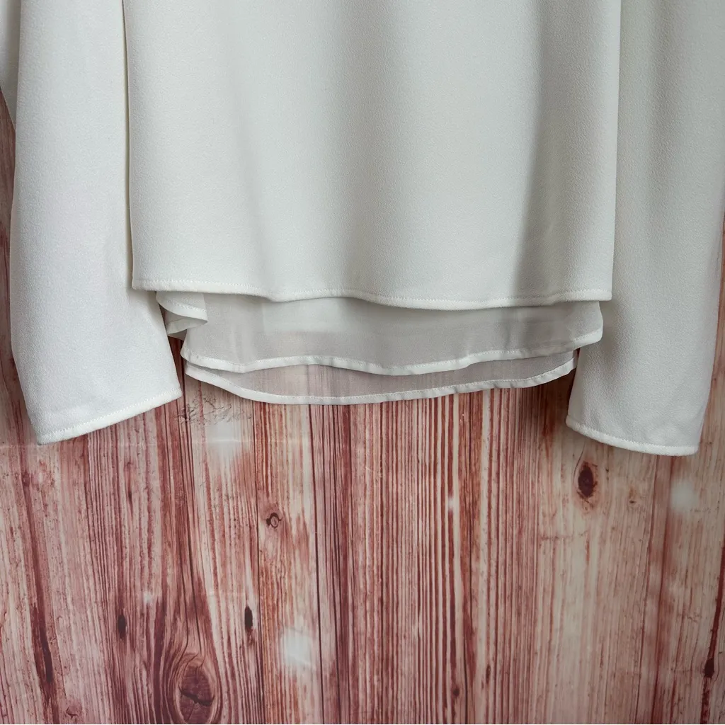 Cooper & Ella White V Neck Cold Shoulder Long Sleeve Double Layer Blouse Size M - Image 4