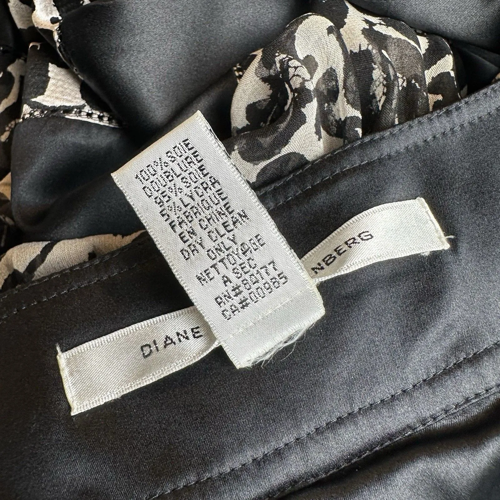 DVF Diane von Furstenberg Abby Silk Dress 6 Small | Floral Tiered Holiday Party - Image 6