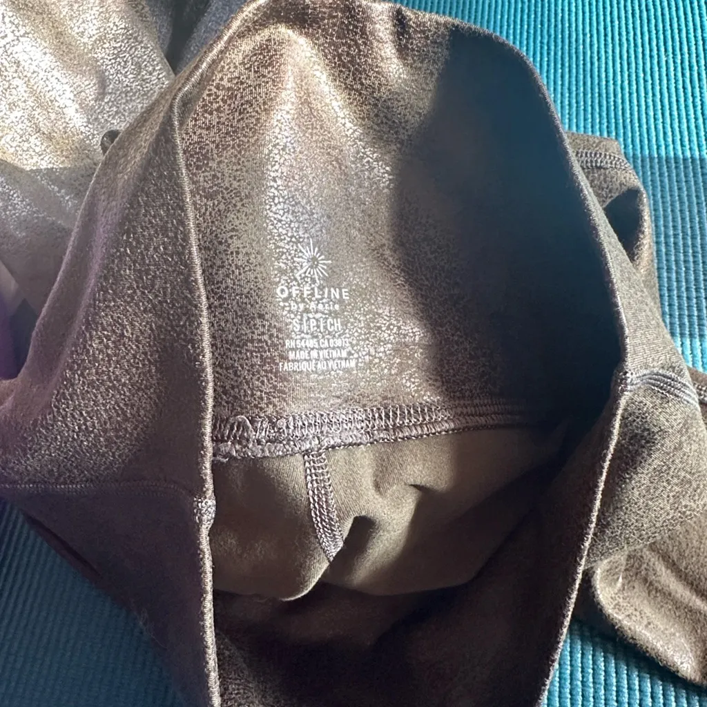 Aerie Offline Dark Olive Green Faux Cracked Leather Leggings Small - Image 5