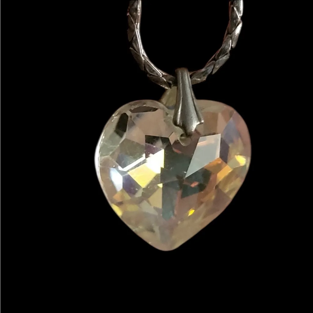 Monet Vintage Elegant Silver Chain with Swarovski Heart Pendant Necklace - Image 4