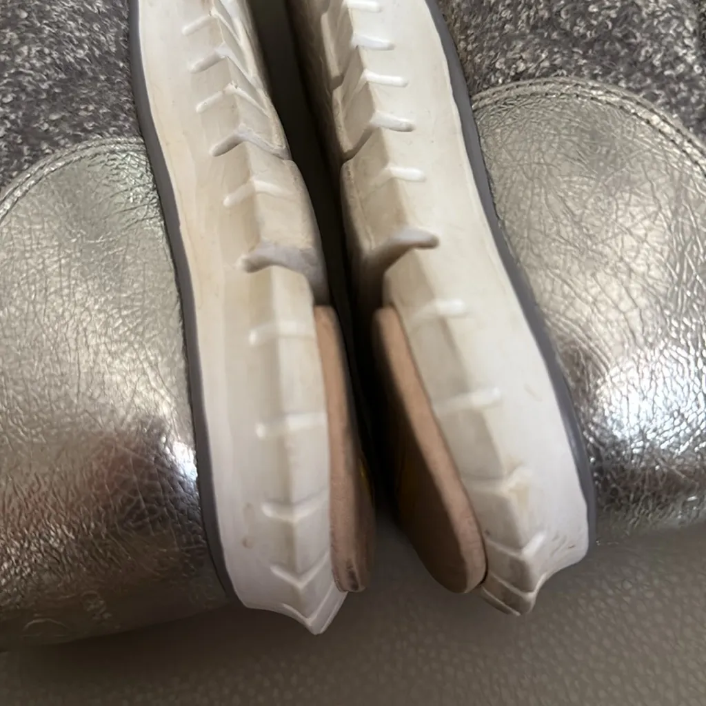 Cole‎ Haan Zerogrand Silver Metallic Gray Lace Up Sneakers Shoes Size 9 - Image 9