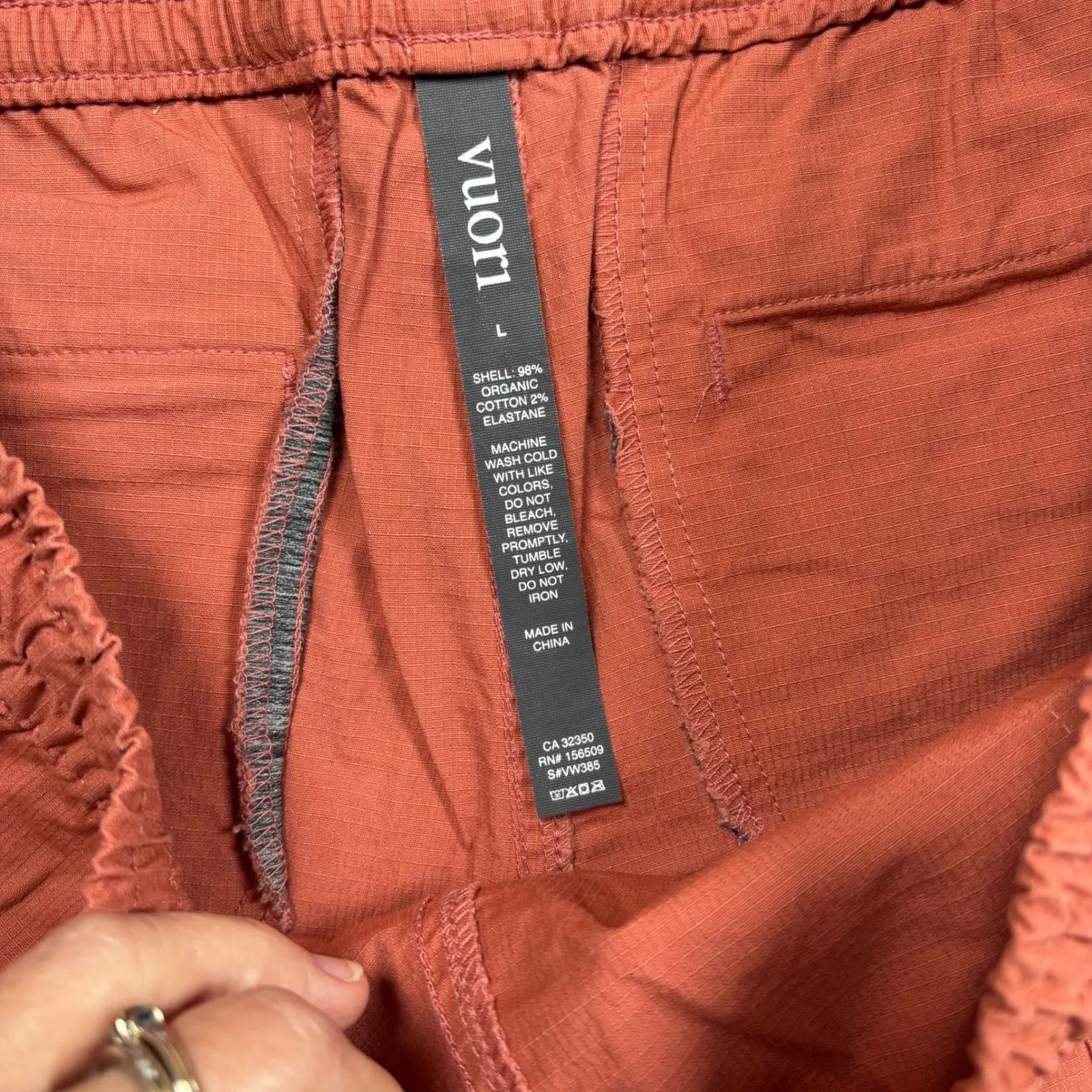 Vuori Ripstop Pull On Shorts Rust Orange Elastic Waist Drawstring Pockets Size L - Image 3