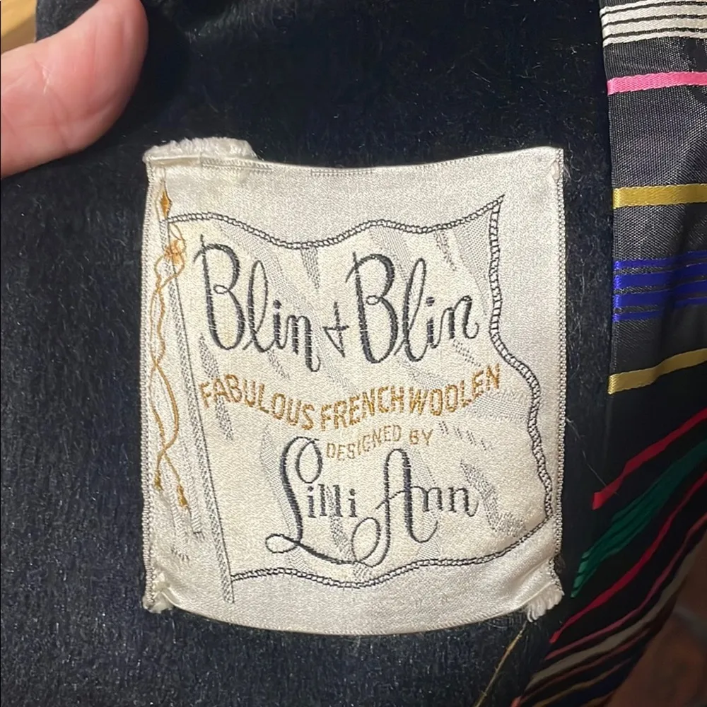 π³οΈβππ³οΈβππ³οΈβπBOGOHOπ³οΈβππ³οΈβππ³οΈβπVintage Elegant Black Wool Trench Coat Size M - Image 3