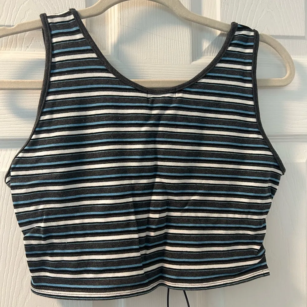 Jordache Blue y2k and White Ruched Crop Tank Top - Image 2