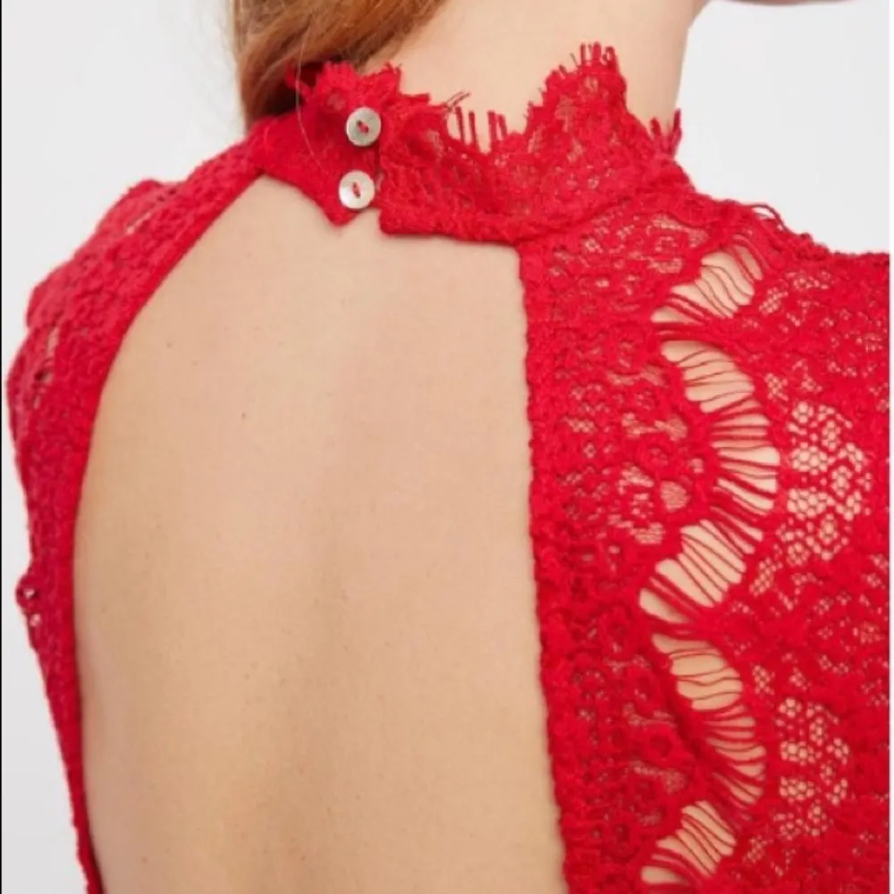 NEW Free People Daydream Bodycon Lace Minidress size L Red - Image 4