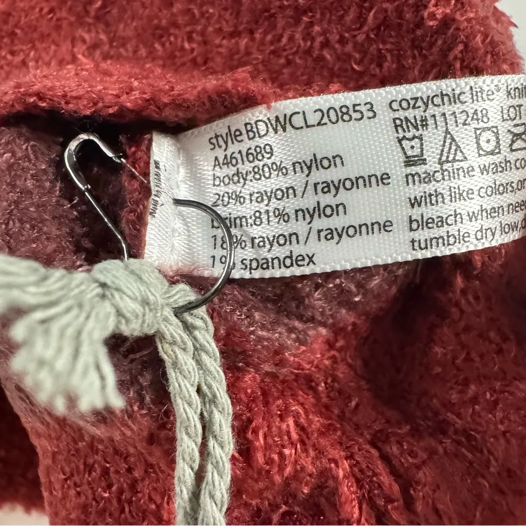 NWT Barefoot Dreams CozyChic Lite Confetti Beanie Hat Deep Red Luxury Giftable - Image 3