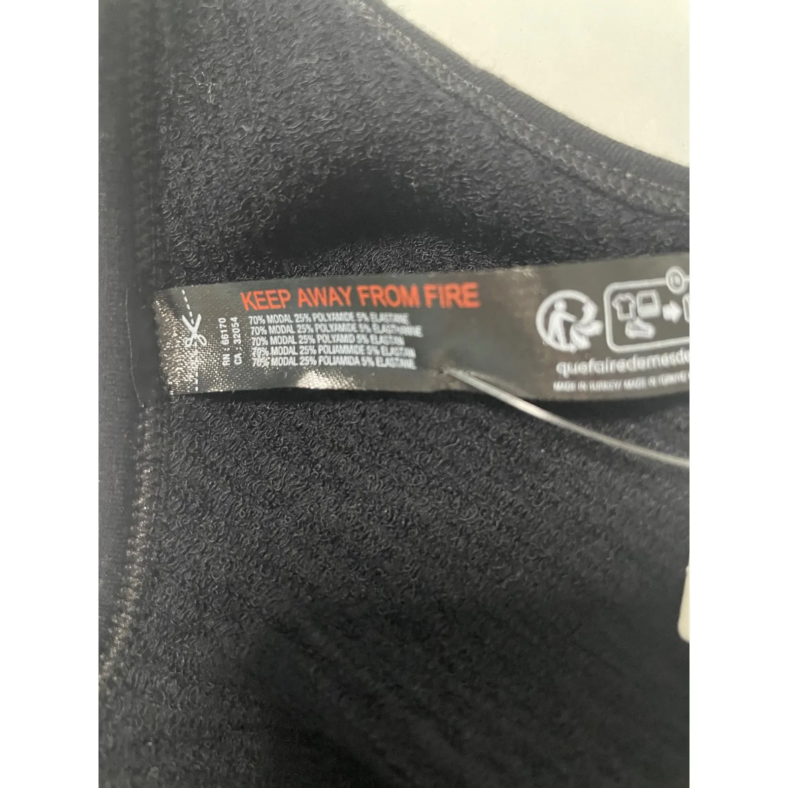 Out From Under Urban Outfitters Black Ribbed Cropped Tank Top, Small NWT - Image 7