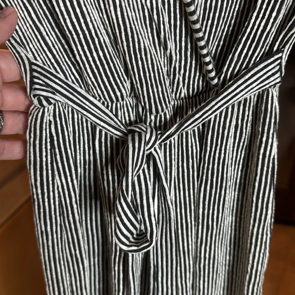 Caution To The Wind Black Gray Stripe Jumpsuit Size Small - Image 4