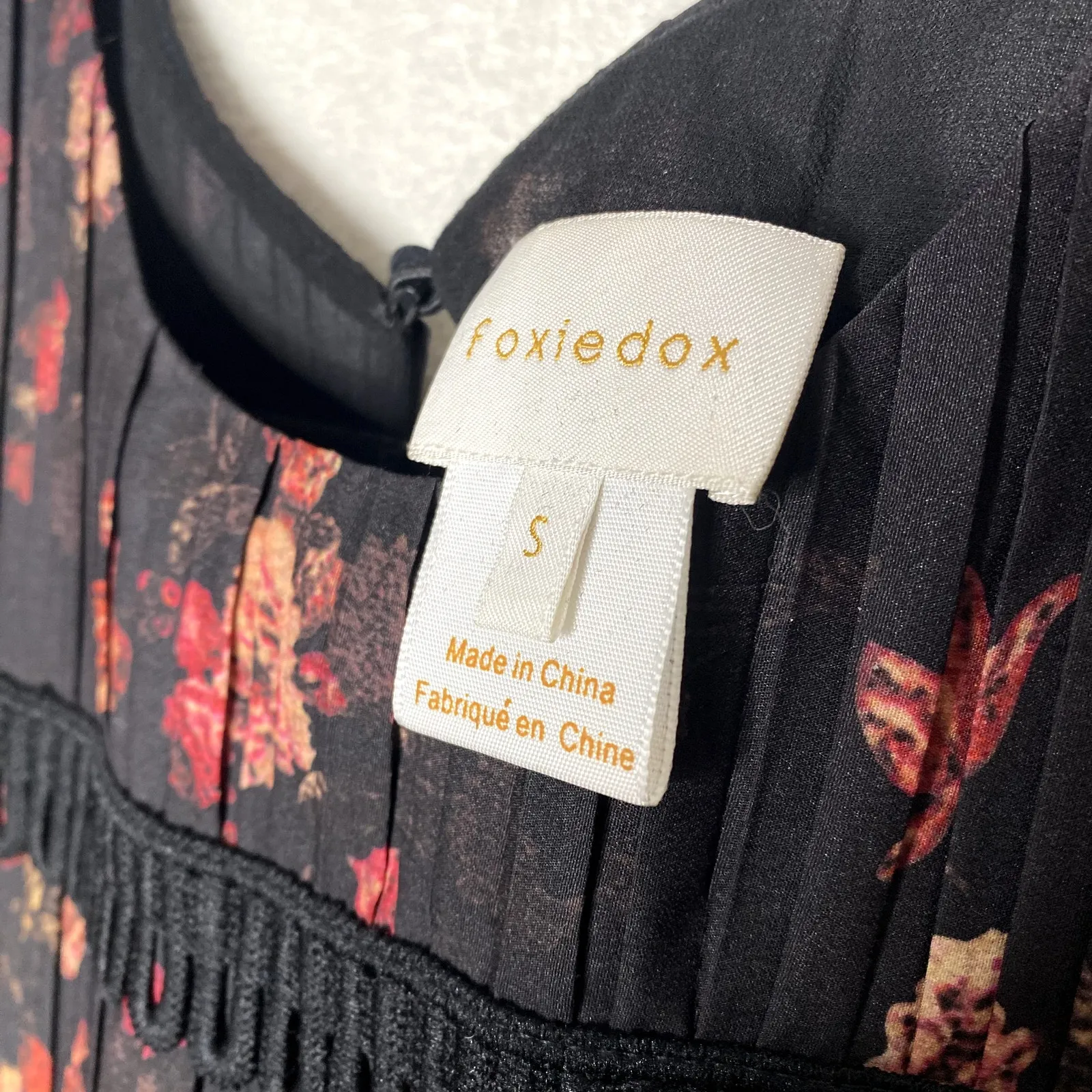 FOXIEDOX Anthropologie Biella Floral Lace Flutter Sleeve Mini Dress Size Small - Image 6