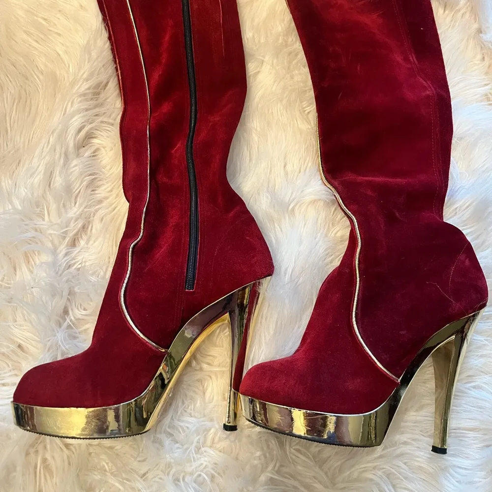 the wild pair tina 2 Burgundy and gold boots vintage 70’s 5 in heels size 38 Red - Image 6