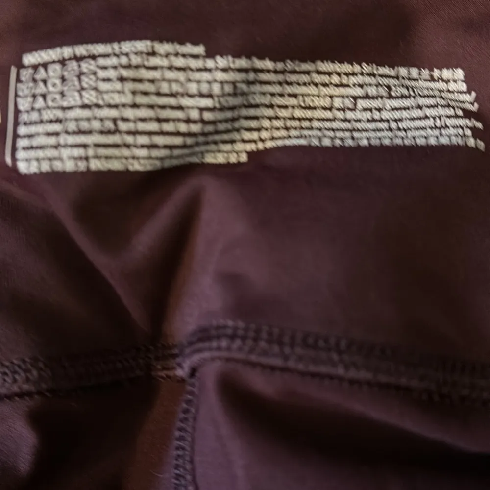 Victoria's Secret Sport Dark Purple Leggings Gold Glitter Writing Size Medium - Image 15