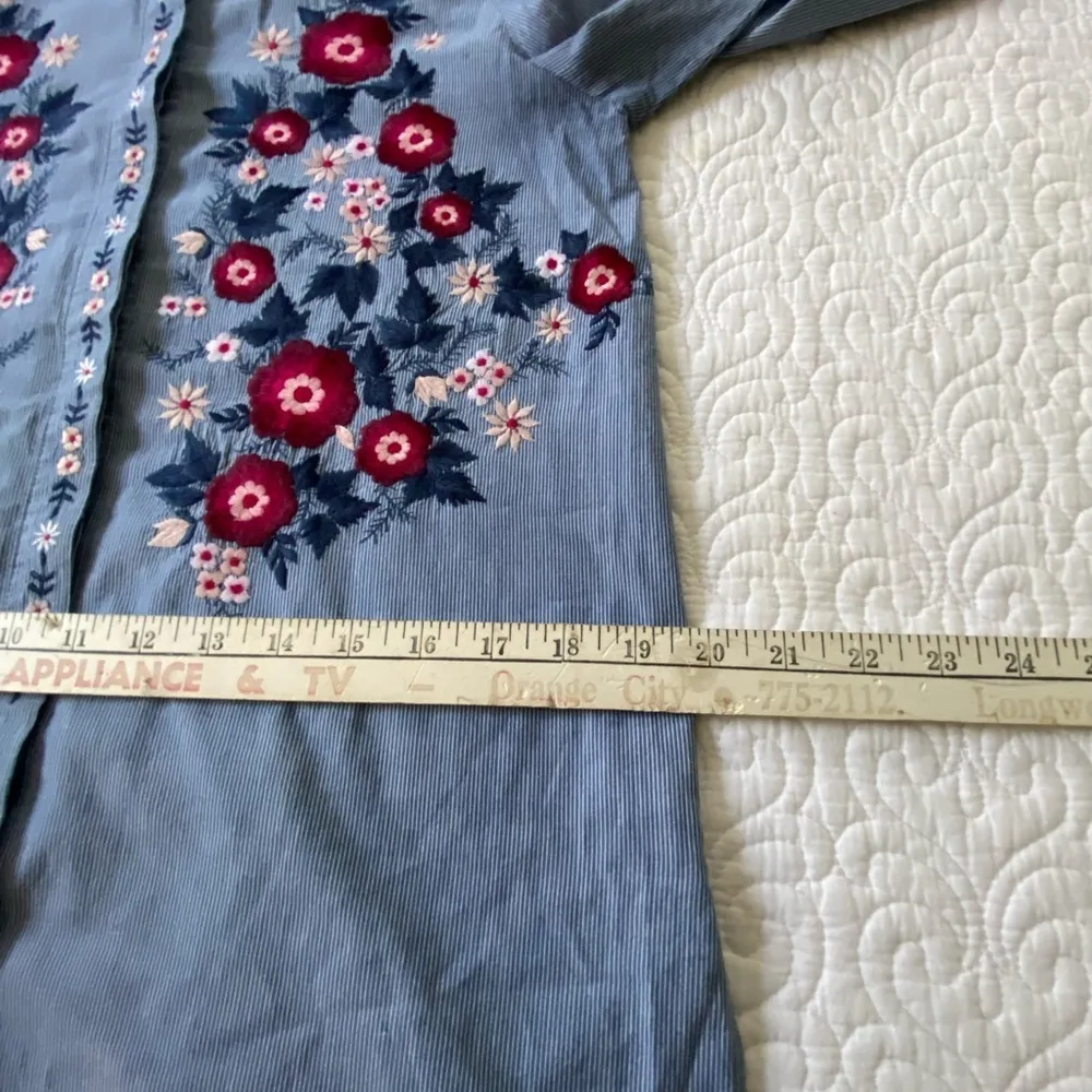 Lucky Brand Embroidered Floral Blue and White Pinstripe Button Down Shirt Size S - Image 13