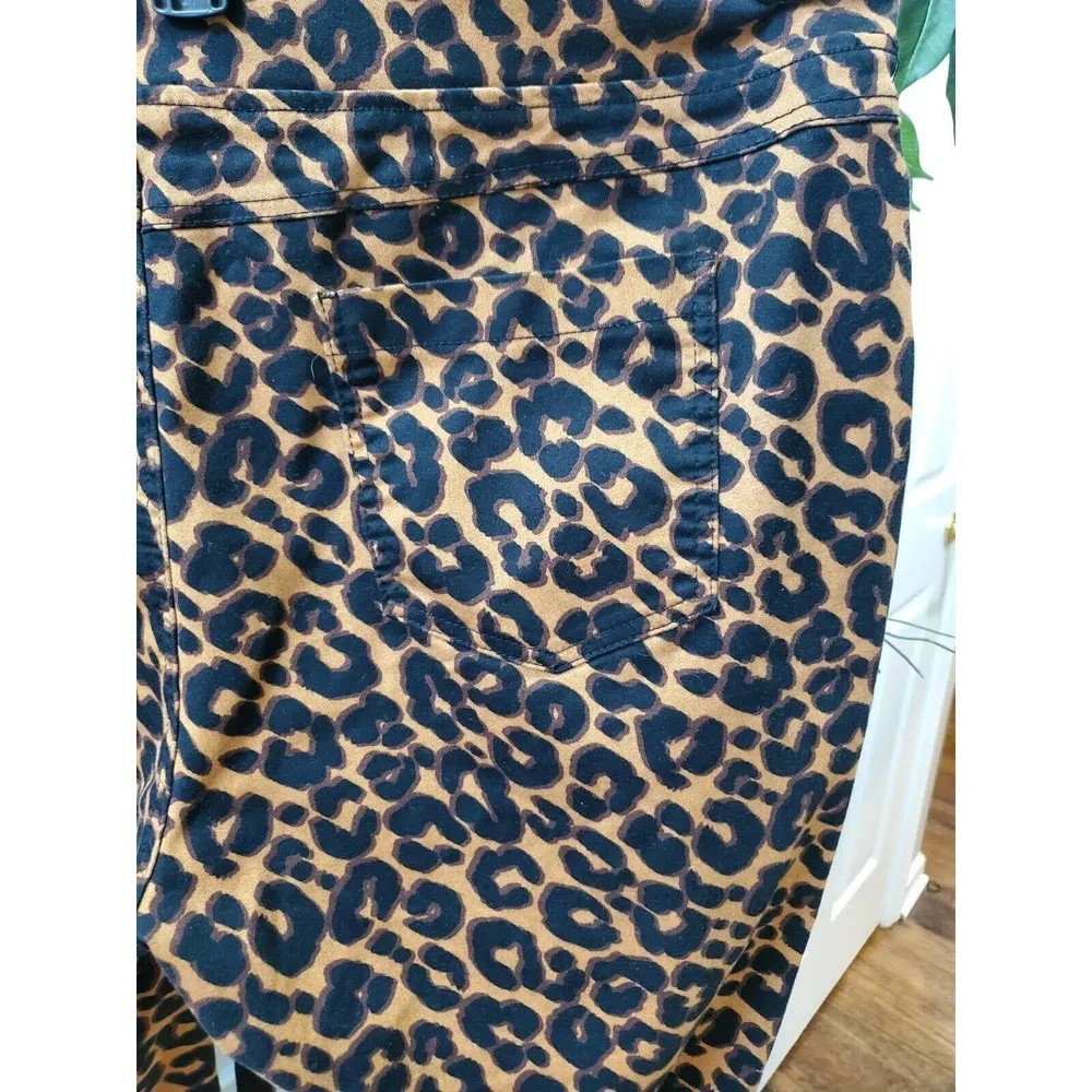 Terra & Sky Brown Leopard Print Casual Flat Front High Rise Skinny Pants Size 2X - Image 12