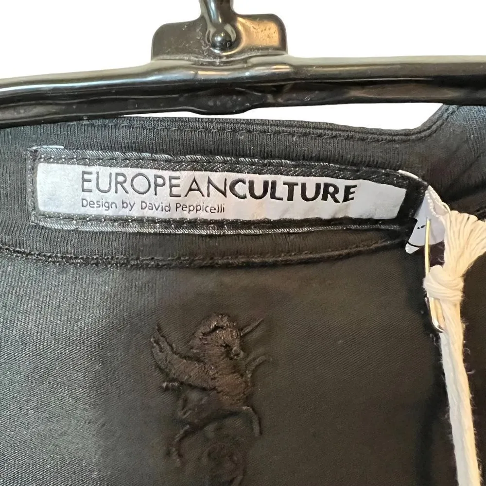 European Culture Black V - Image 2