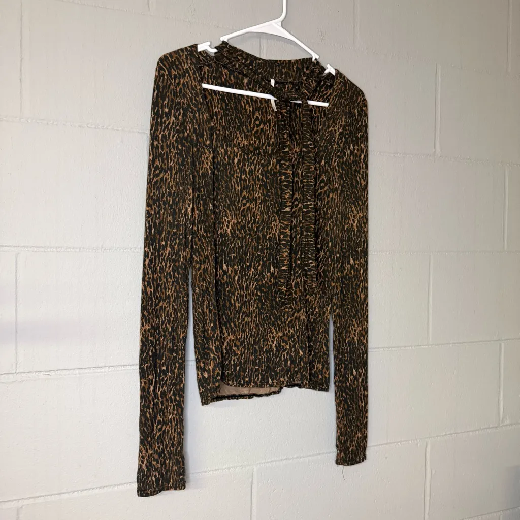 Free People Wild Thing Leopard Animal Print Tie Neck Blouse Women’s Size Large - Image 5