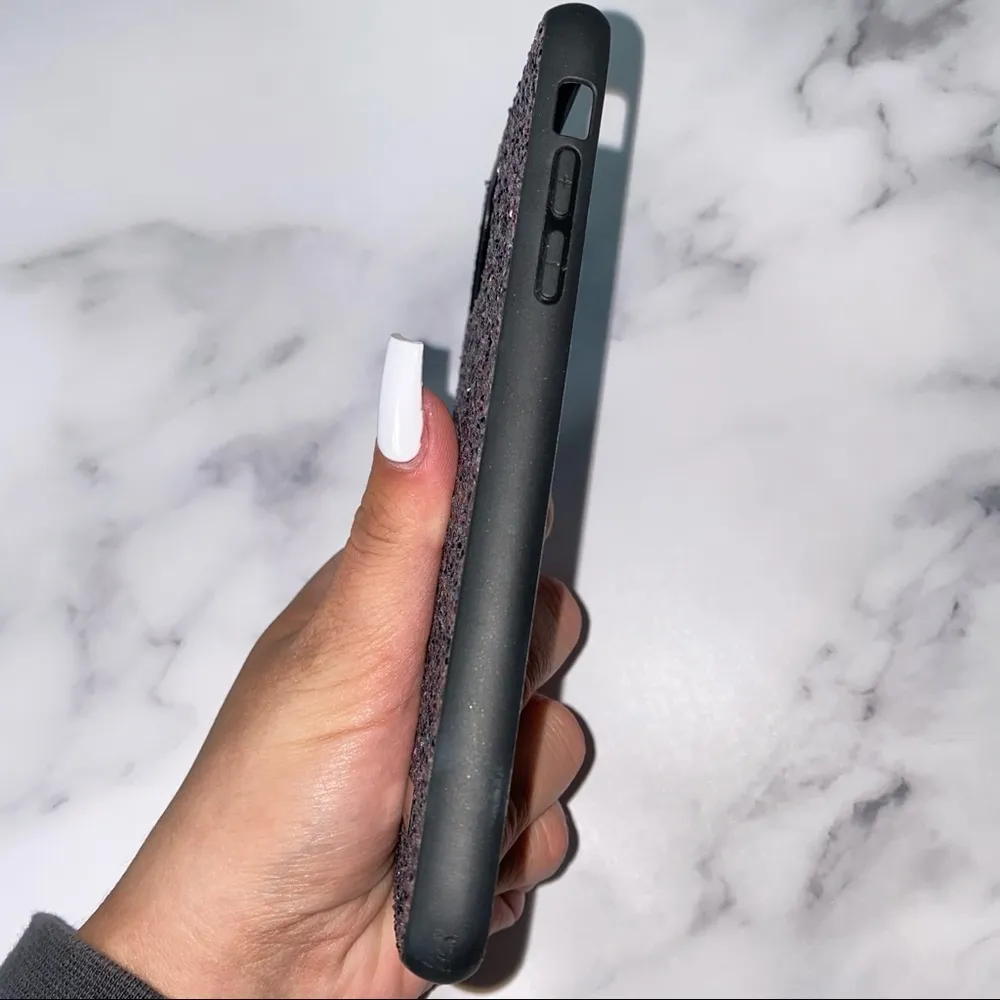 Nicole Miller glitter iPhone 11 case - Image 3