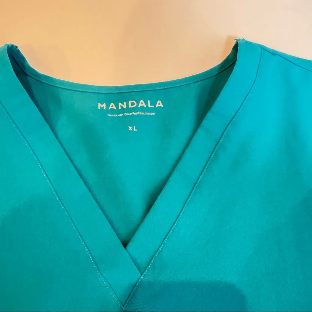 Mandala Teal Scrub Set XL Top & Pants Stretch Athleisure Workwear Blue - Image 4