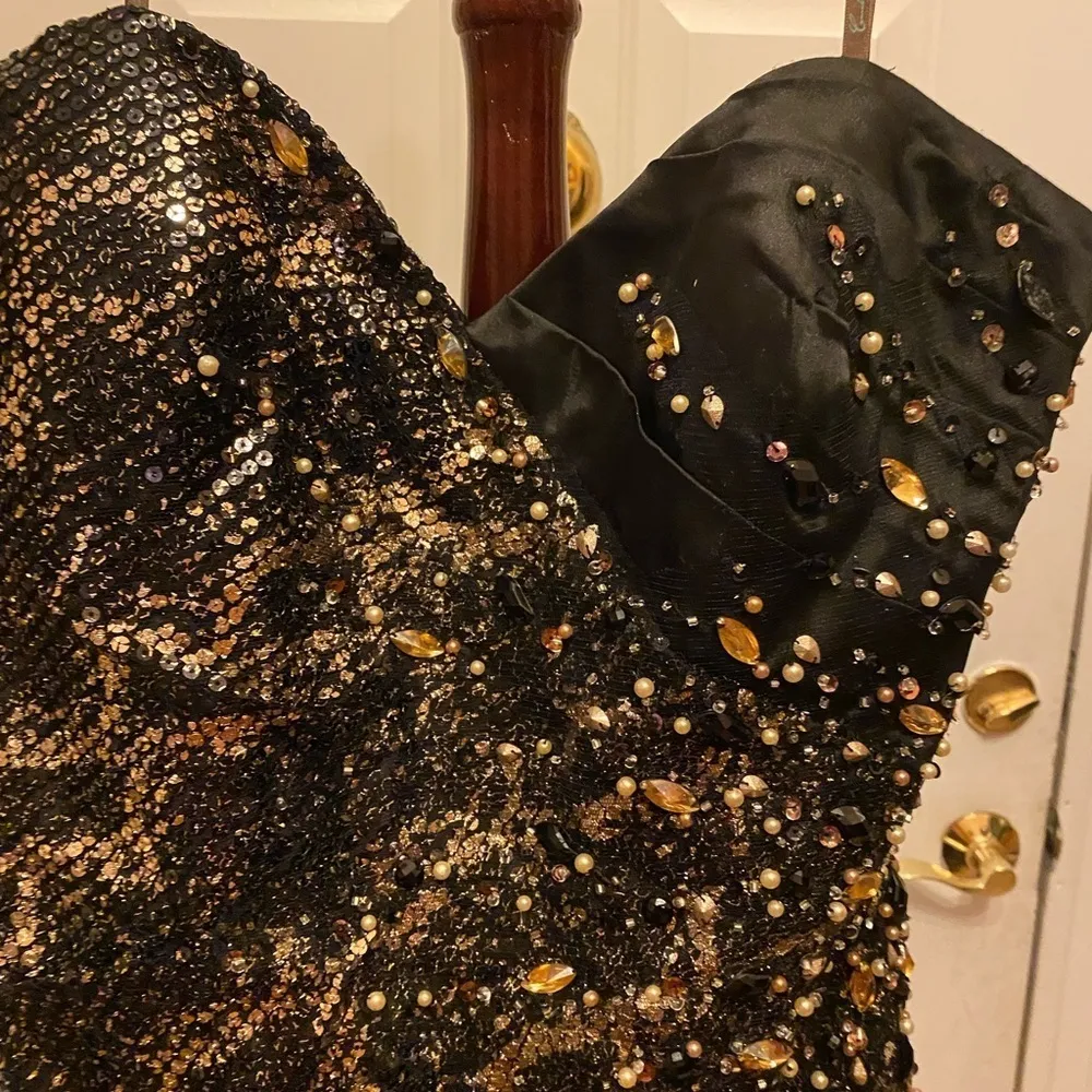 Camille La Vie  PLUS SIZE EVENING GOWN - Image 77