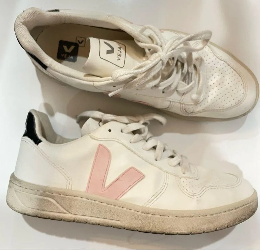 VEJA V-10 VEGAN WHITE PETALE BLACK 2.0625 - Image 5