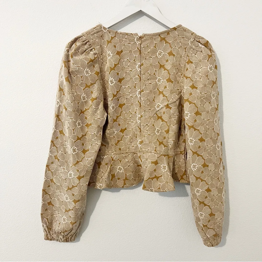 En Saison Square Neck Long Sleeves Floral Patten Blouse Fall Size Medium M Tan - Image 5