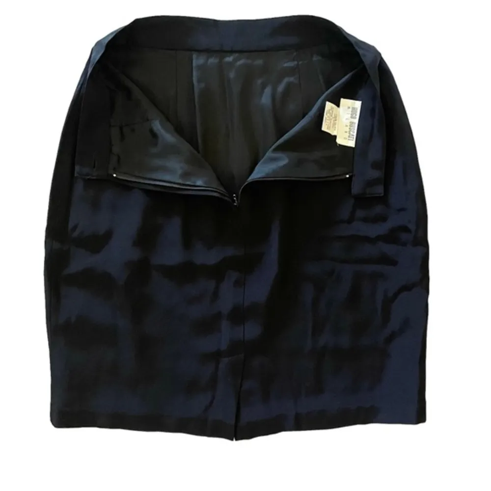 Vintage  Milano Black Pencil Mini Skirt - Image 4