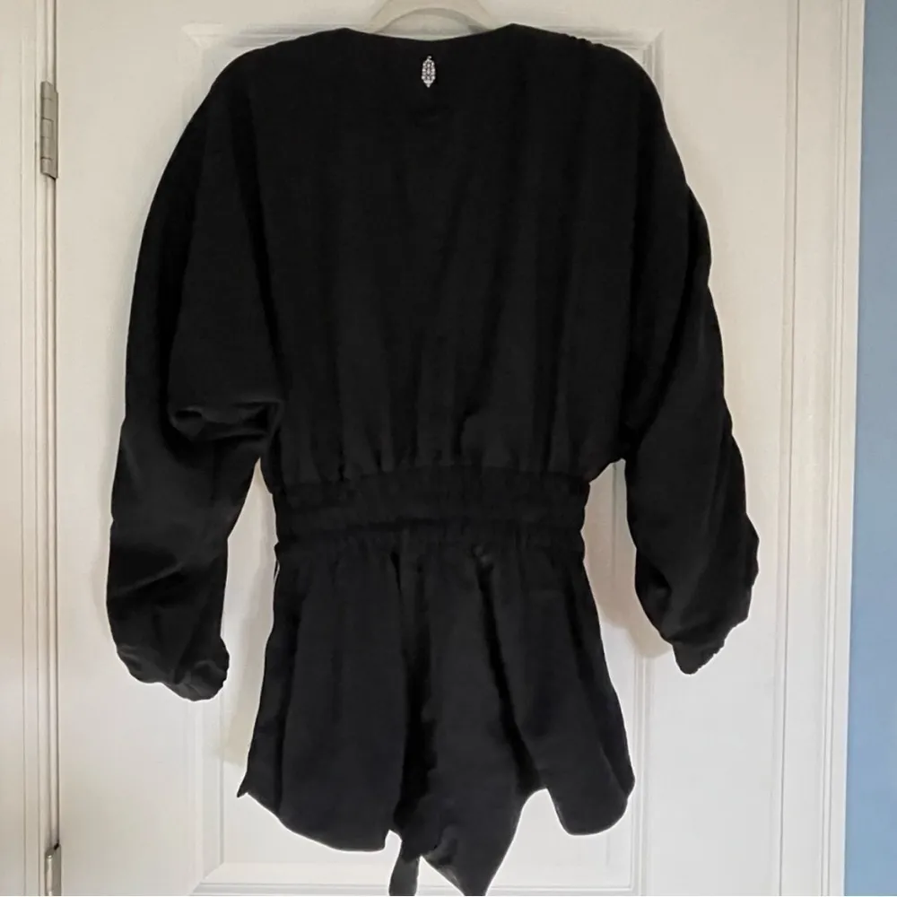 NWOT! Free People long sleeve track suit Romper black 18613 - Image 3