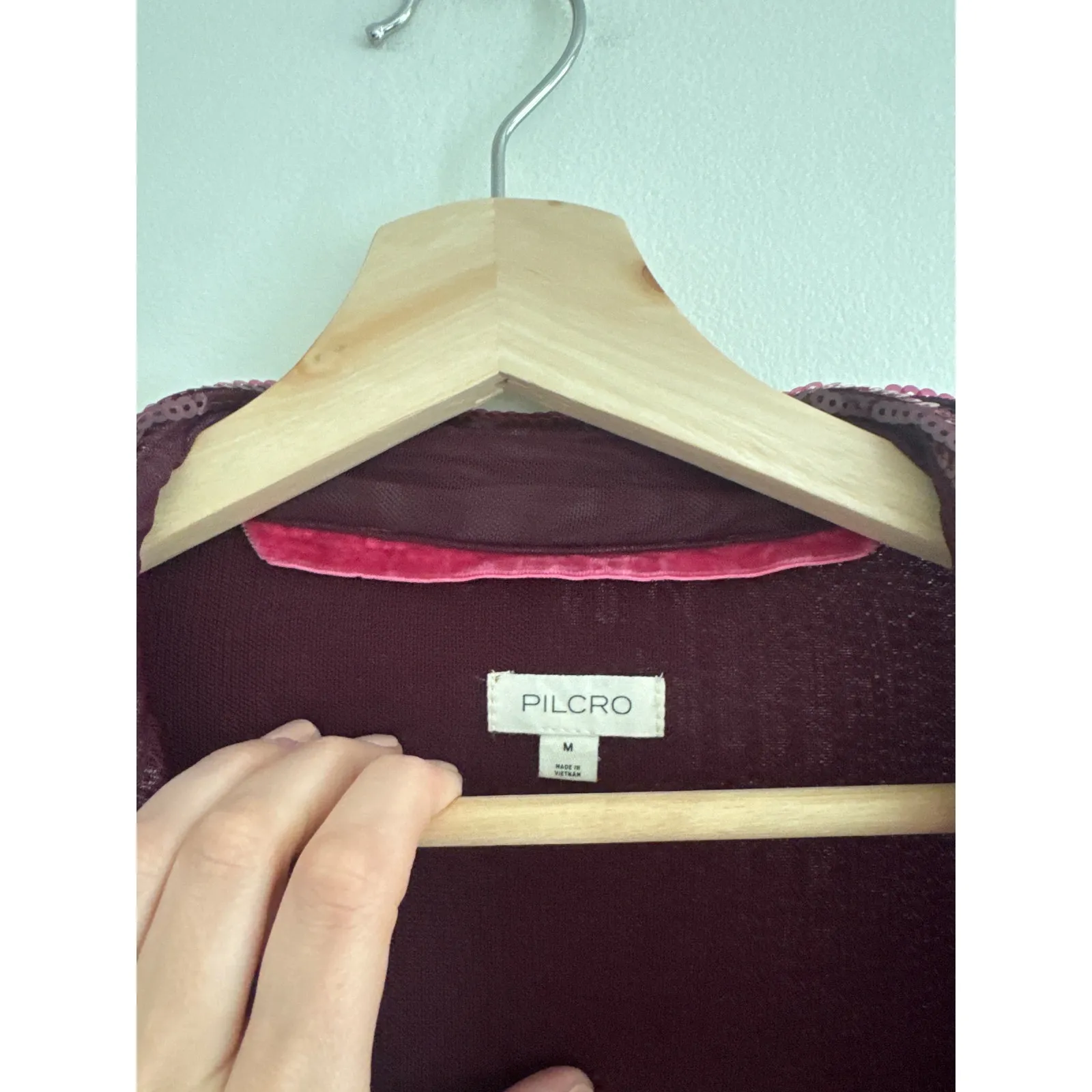 PILCRO Sequin Maroon Buttondown Shirt Size Medium - Image 6