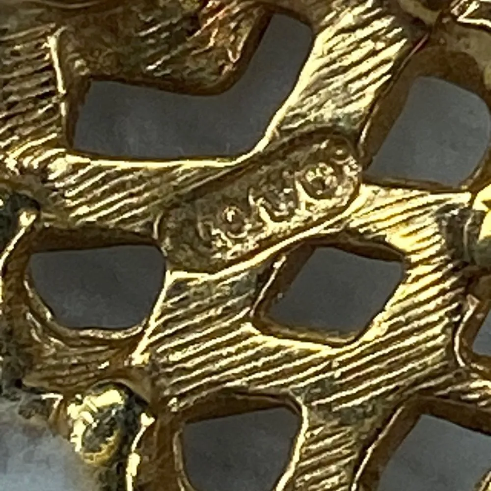 Avon Marked Gold Tone Braded Christmas Tree Holiday Jewelry Pin Brooch - Image 15