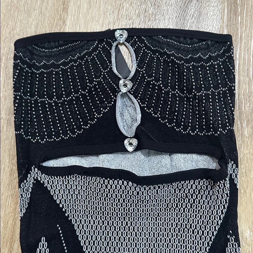 Black and Gray mesh see through sleeveless jumpsuit small - Image 4