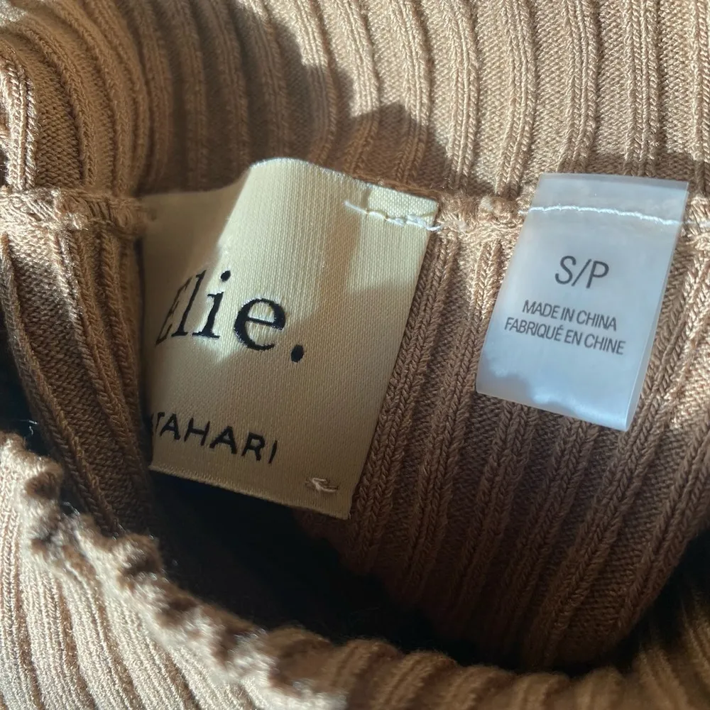 Elie Tahari Button Camel Turtleneck Sweater, Size Small - Image 5