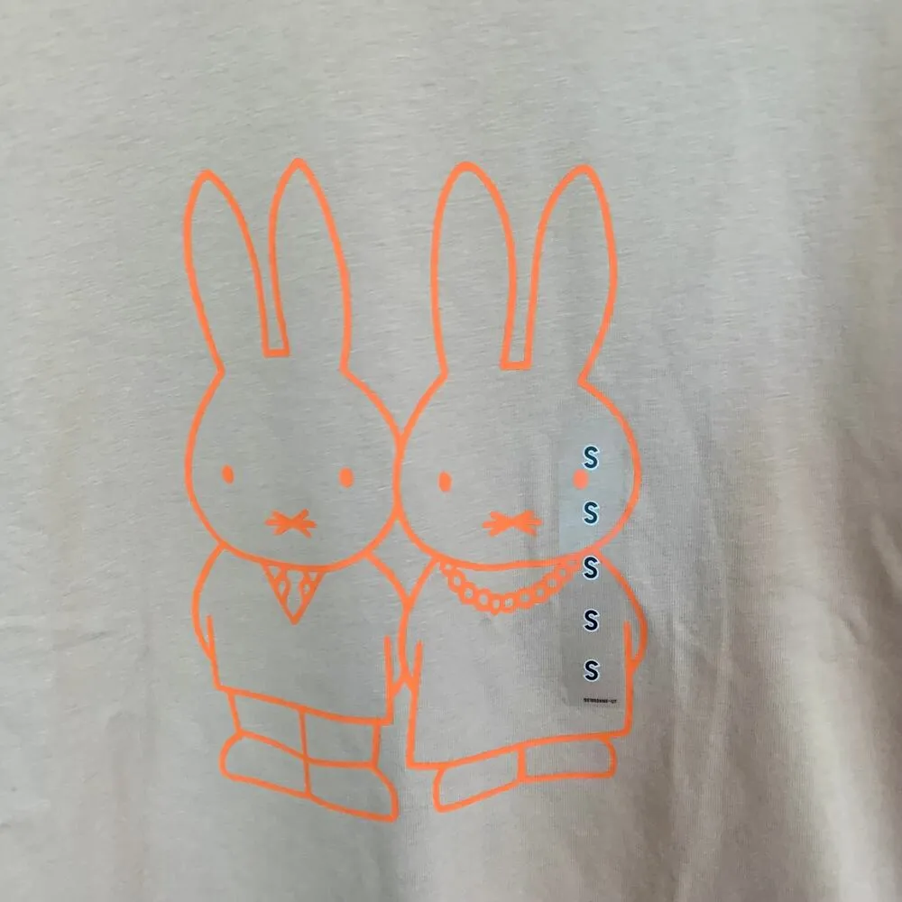 Uniqlo Miffy Mom Dad UT Graphic T-Shirt in Beige - Image 7