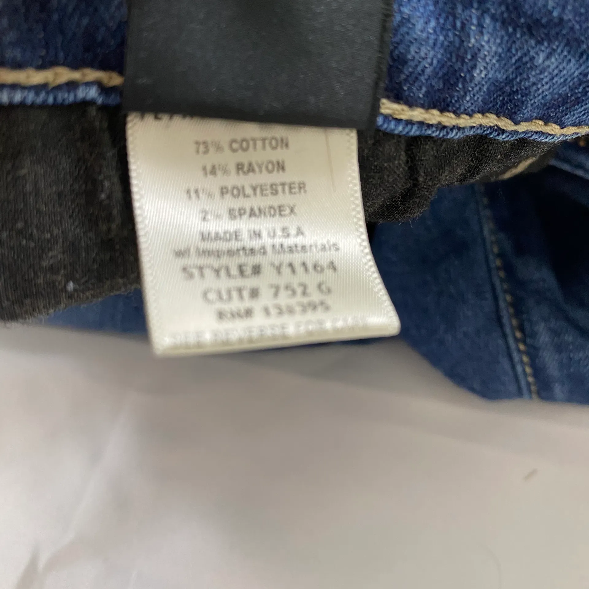 Vervet Step Hem Knee Cut Out Skinny Jeans - Image 4