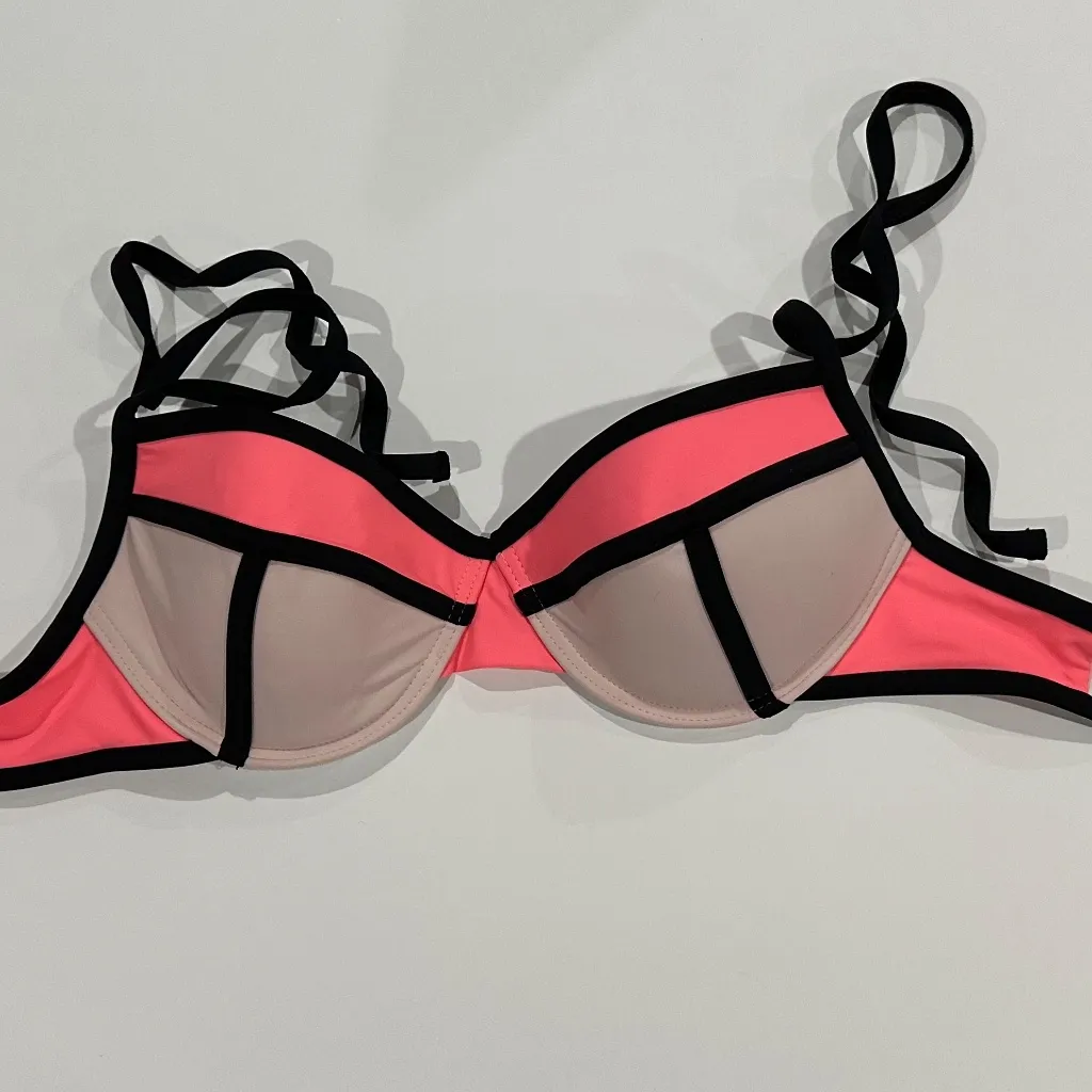 Swim Top Size‎ L. - Image 2