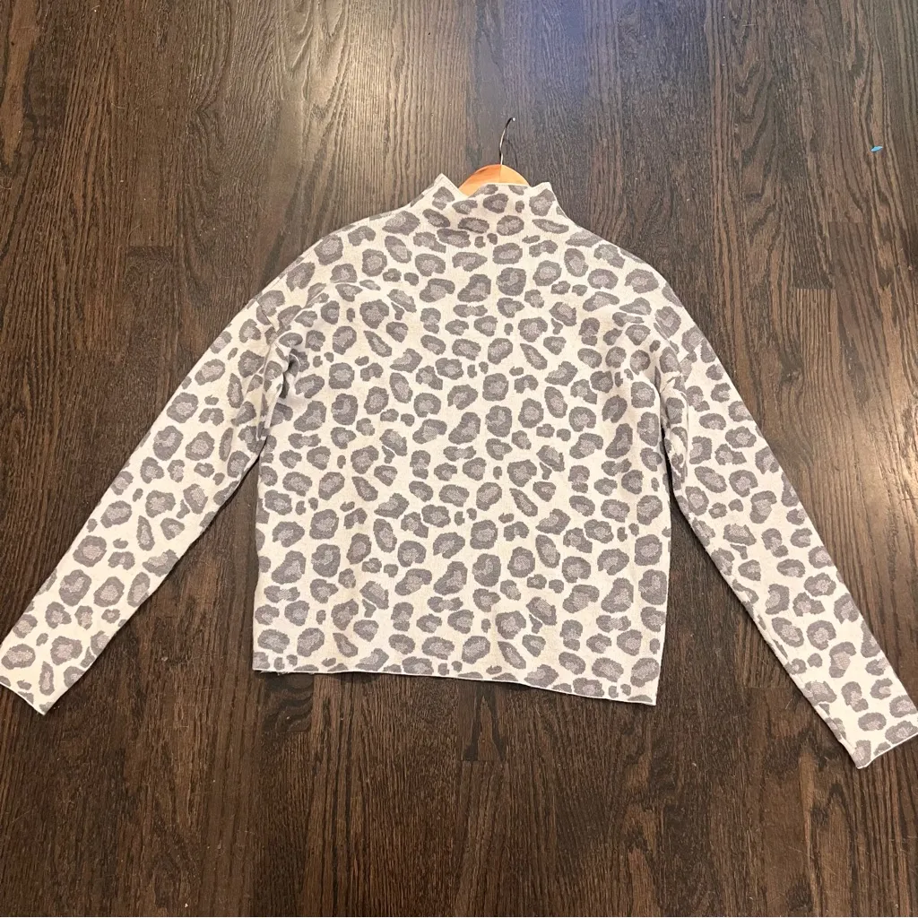Tahari Snow Leopard High Neck Sweater - Image 10