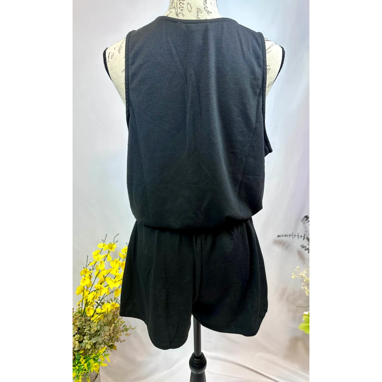 LBLC the Label Lauren Romper Drawstring Waist Pockets Black L Size L - Image 16