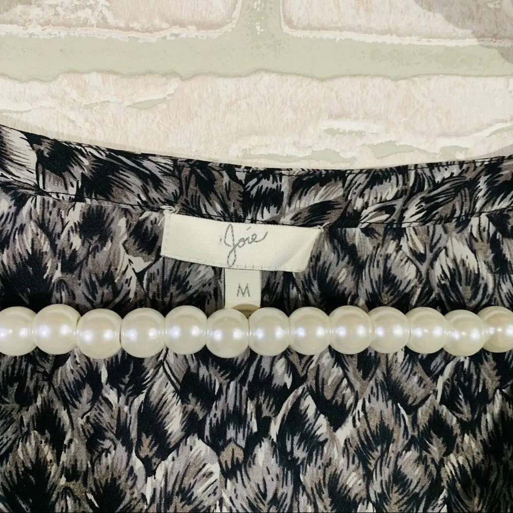 Joie Robin Print Silk Blouse in Caviar Size M - Image 5