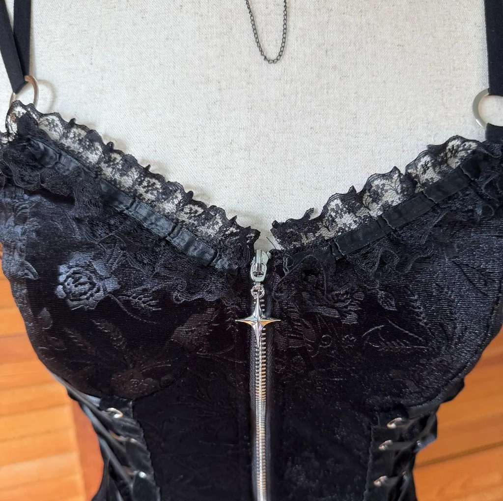 Gothic Lolita Victorian Vkei Vampire Black Rose Velvet Lace-up Cami Top M - Image 2