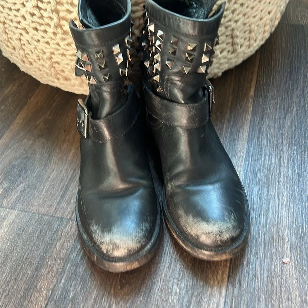 Valentino Studsed Boots - Image 2