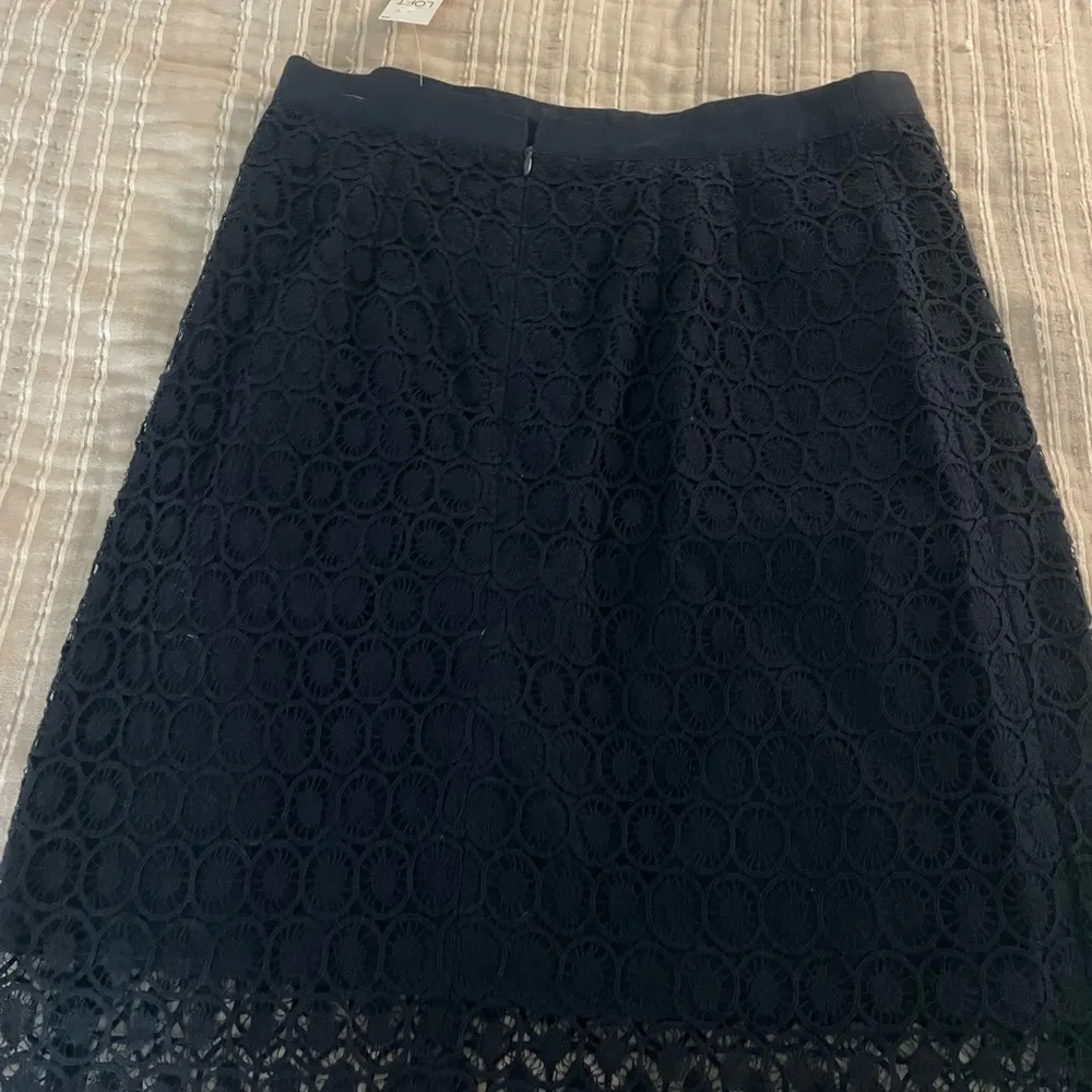 LOFT Navy Lace Mini Skirt - Image 3