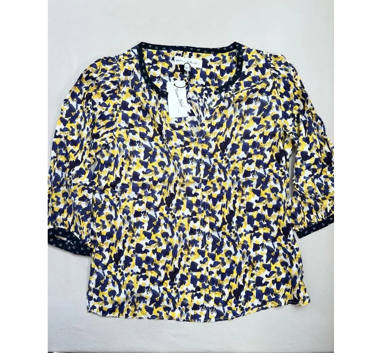 Chelsea & Theodore Blouse Size M Yellow Navy V - Image 3