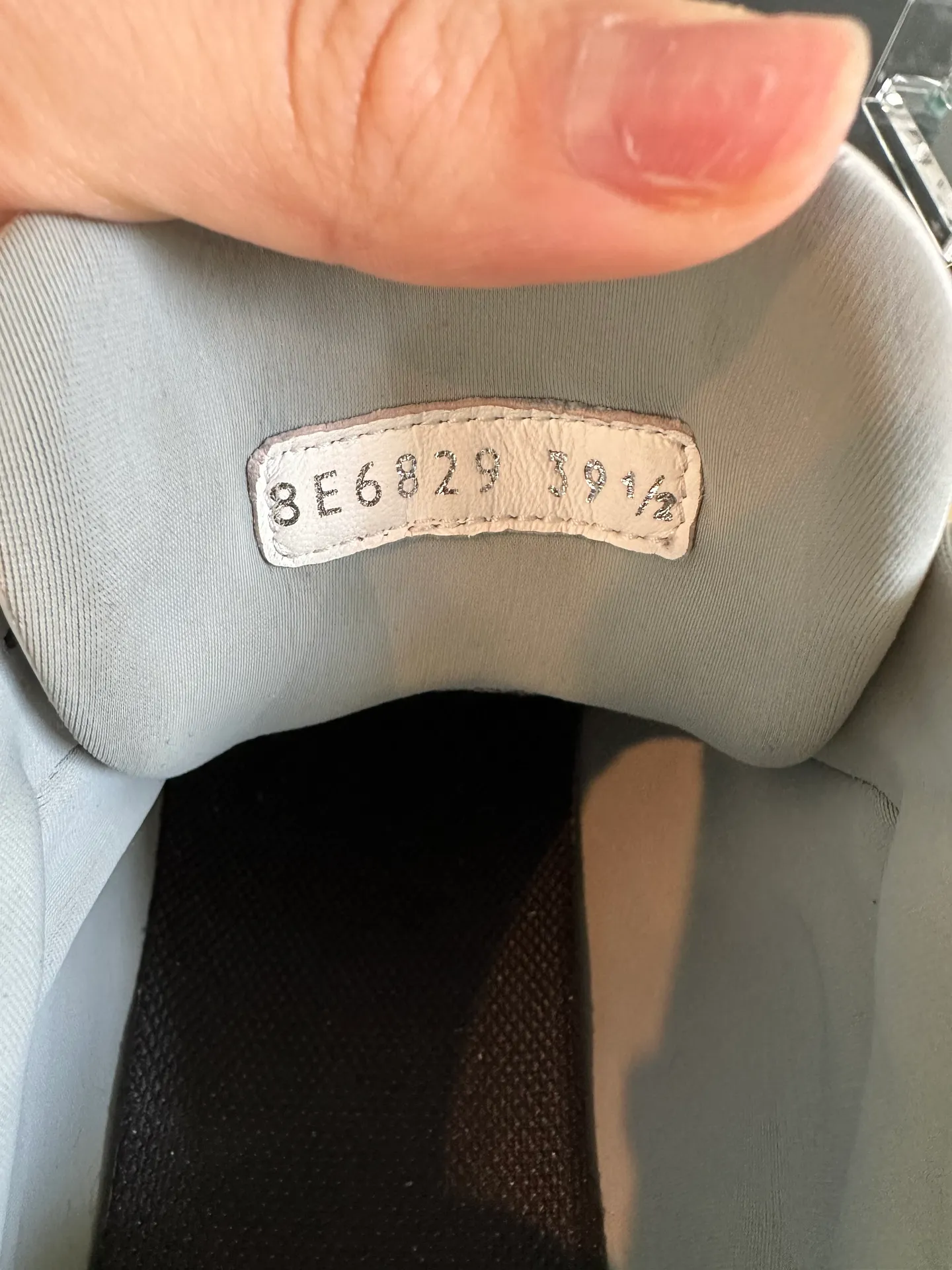 Fendi Sneakers - Image 6