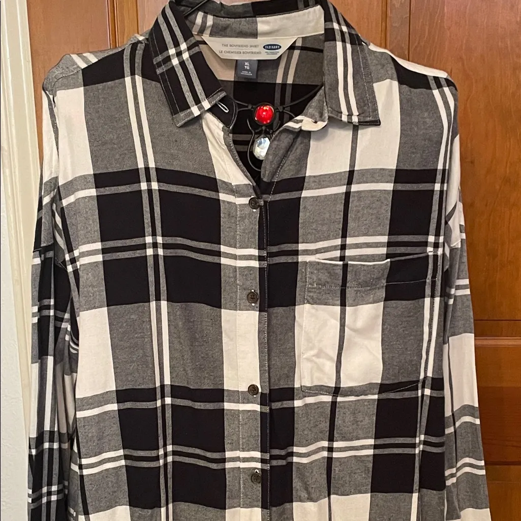 🏍️🏍️🏍️BOGOHO 🏍️🏍️🏍️Old Navy Black and White Checkered Shirt-XL - Image 2