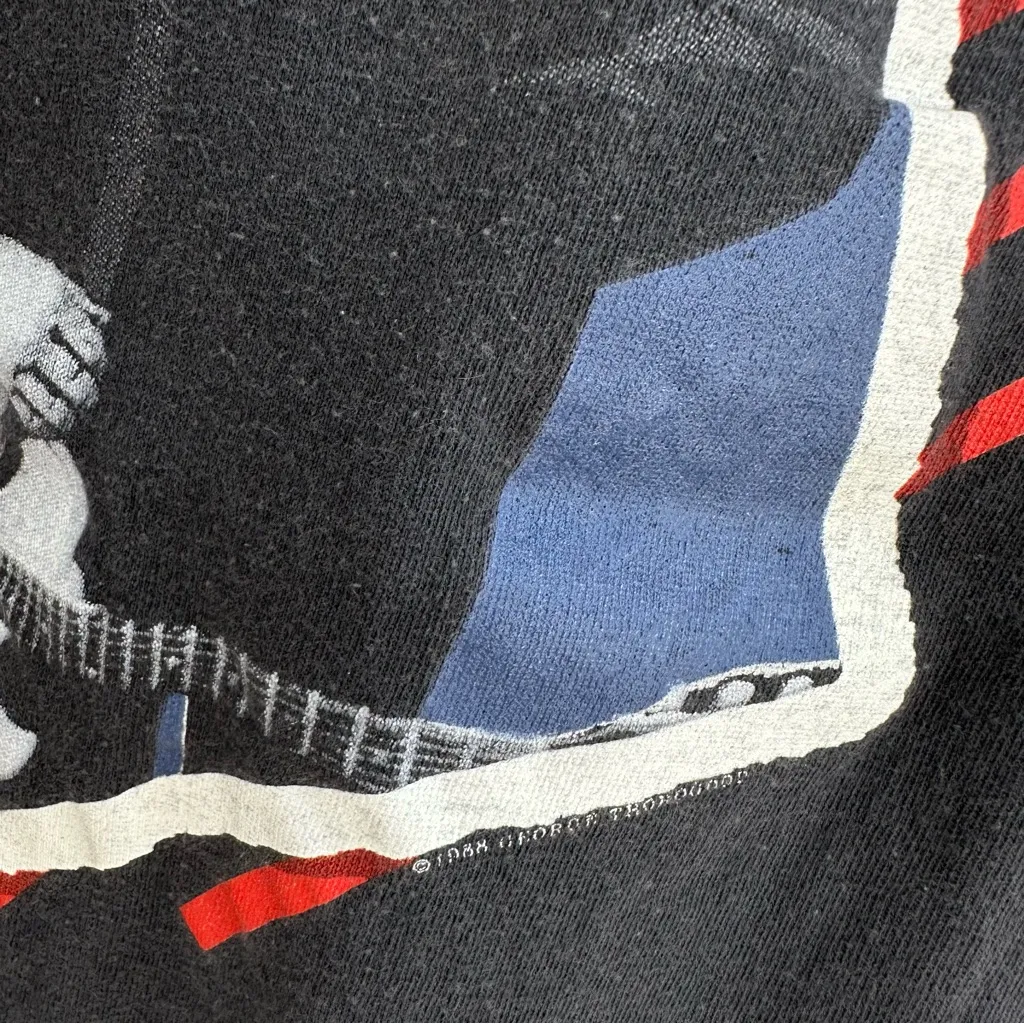 Vintage 1988 George Thorogood & The Destroyers Graphic Band T-shirt - Image 9