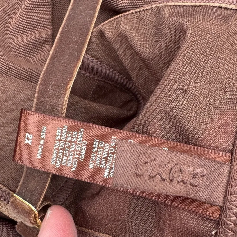 SKIMS Shimmering Corset Bra - Image 10